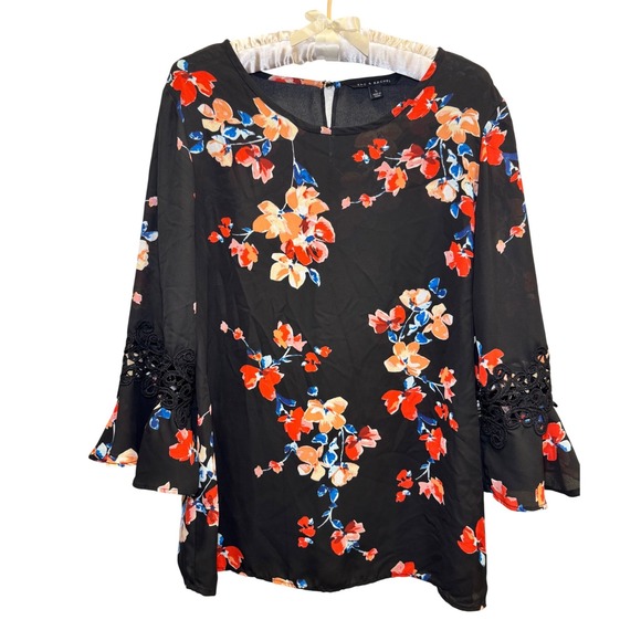 Zac & Rachel Tops - Zac & Rachel Womens Black Floral Bell Sleeve Crochet Lace Blouse Size L